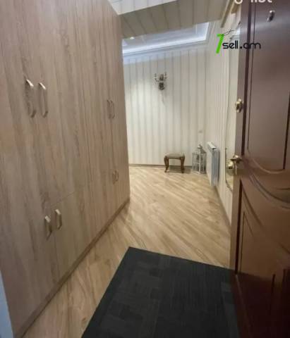 3 սենյականոց բնակարան նորակառույց շենքում Կոմիտասի պողոտայում, 70 ք.մ., 11/18 հարկ, բարձր առաստաղներ