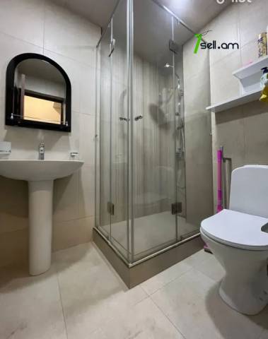 2 սենյականոց բնակարան նորակառույց շենքում Կոմիտասի պողոտայում, 55 ք.մ., բարձր առաստաղներ, 7/17 հարկ