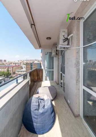 3 սենյականոց բնակարան նորակառույց շենքում Նաիրի Զարյան փողոցում, 113 ք.մ., բարձր առաստաղներ