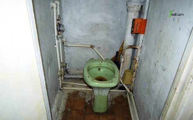 3 սենյականոց բնակարան Արամ Խաչատրյան փողոցում, 100 ք.մ., 2 սանհանգույց