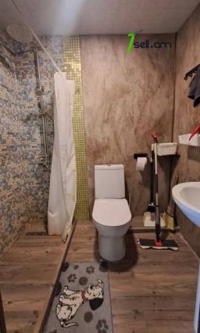 1 սենյականոց բնակարան Եզնիկ Կողբացու փողոցում, 45 քմ, կապիտալ վերանորոգված