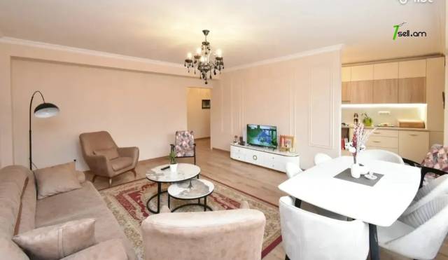 3 սենյականոց բնակարան Խաղաղ Դոնի փողոցում, 73 ք.մ., 3/9 հարկ, եվրովերանորոգված