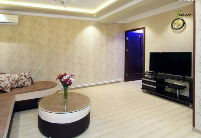 3 սենյականոց բնակարան Հին երևանցու փողոցում, 65 քմ, 8/10 հարկ, դիզայներական ոճով վերանորոգված