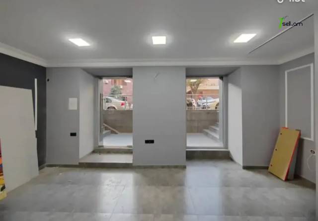 Բազմաֆունկցիոնալ գույք Բայրոնի փողոցում կենտրոնում, 190 ք.մ.