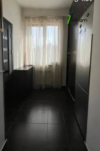 3 սենյականոց բնակարան, Աթոյան փողոցի նրբանցք, 64 ք.մ., նախավերջին հարկ, եվրովերանորոգված