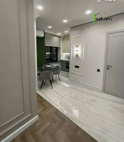 2 սենյականոց բնակարան Կոմիտասի պողոտայում, 43 ք.մ., բարձր առաստաղներ, 2/5 հարկ