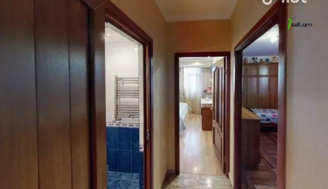 4 սենյականոց բնակարան Աշխաբադի փողոցում, 108 ք.մ., մի քանի պատշգամբ, կապիտալ վերանորոգված