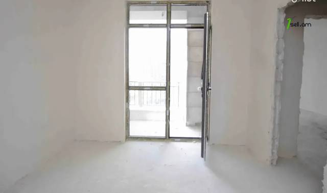 2 սենյականոց բնակարան նորակառույց շենքում Արշակունյաց պողոտայում, 57 քմ, 9/18 հարկ, բարձր առաստաղներ