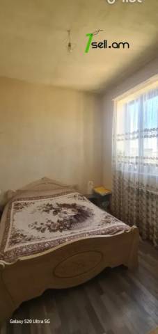 Մեկ հարկանի տուն 22-րդ փողոցում Առինջում, 120 քմ, 2 սանհանգույց, կապիտալ վերանորոգված