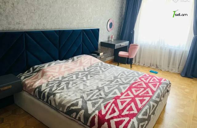 3 սենյականոց բնակարան Գայի պողոտայում, 80 ք.մ., նախավերջին հարկ, կապիտալ վերանորոգված