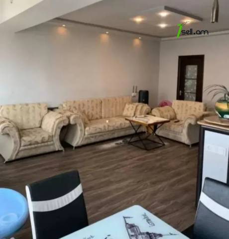 3 սենյականոց բնակարան Մանթաշյան փողոցում, 80 քմ, 3/5 հարկ, դիզայներական ոճով վերանորոգված, քարե շենք