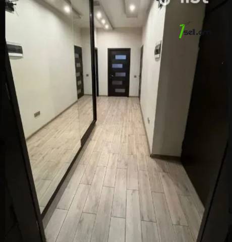 3 սենյականոց բնակարան Չեխովի փողոցում, 62 ք.մ., եվրովերանորոգված, քարե շենք