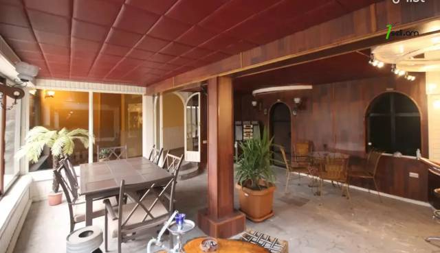 Երկու հարկանի քարե տուն Լուսինե Զաքարյան փողոցում Նորք Մարաշում, 343 քմ, 2 սանհանգույց