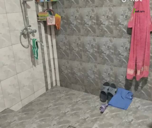 Մեկ հարկանի տուն Պարույր Սևակ թաղամասի 14-րդ փողոցում Առինջում, 100 քմ, կապիտալ վերանորոգված