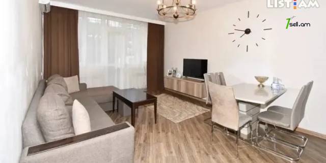 2 սենյականոց բնակարան Կոմիտասի պողոտայում, 75 քմ, 3/7 հարկ, 2 սանհանգույց