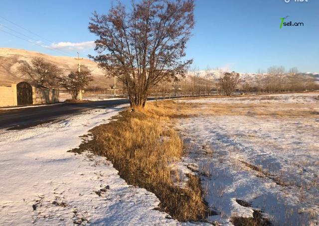 Հողատարածք բնակելի շինությունների համար Աբովյանում, 1000 ք.մ.