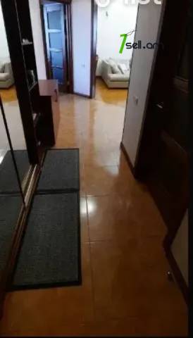 3 սենյականոց բնակարան Թումանյան փողոցում, 80 ք.մ., բարձր առաստաղներ, նախավերջին հարկ