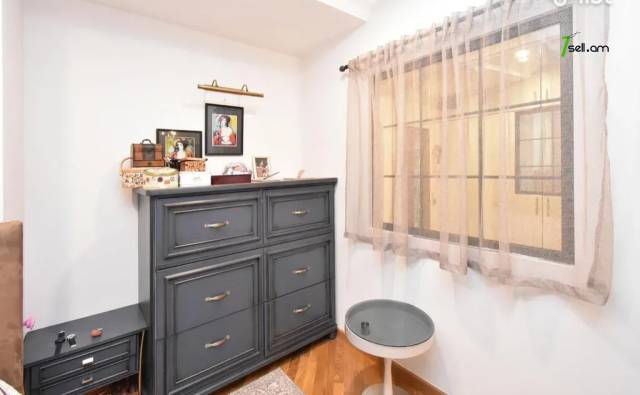 2 սենյականոց բնակարան նորակառույց շենքում Եկմալյան փողոցում, 51 քմ, 5/9 հարկ, բարձր առաստաղներ