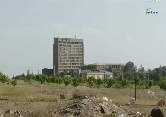 Գյուղատնտեսական հողատարածք Պռոշյանում, 2070 ք.մ.