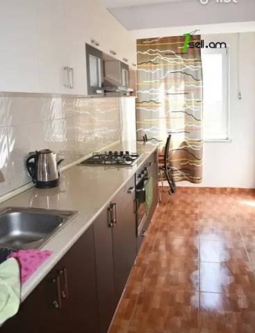 2 սենյականոց բնակարան Մամիկոնյանց փողոցում, 52 քմ, 7/14 հարկ, եվրովերանորոգված