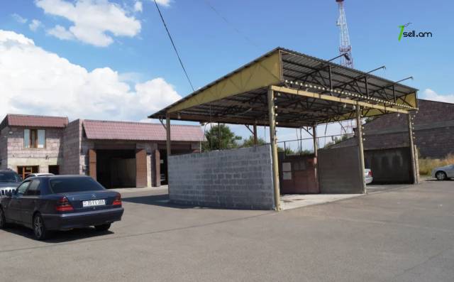 Ավտոսպասարկում Վազգեն Սարգսյան փողոցում Գյումրիում, 200 ք.մ.