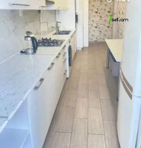 4 սենյականոց բնակարան, Davtashen 4th Block, 98 քմ, 8/10 հարկ, եվրովերանորոգված
