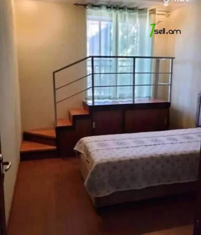 3 սենյականոց բնակարան Ազատության պողոտայում, 70 քմ, 2/5 հարկ, բարձր առաստաղներ, կապիտալ վերանորոգված