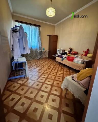 Երեք հարկանի քարե տուն, Նոյ թաղամաս Մալաթիա Սեբաստիայում, 360 ք.մ., 3+ սանհանգույց