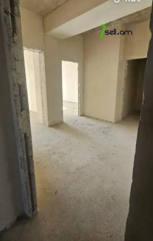 4 սենյականոց բնակարան նորակառույց շենքում Քանաքեռ Զեյթունում, 128 ք.մ., 2 սանհանգույց