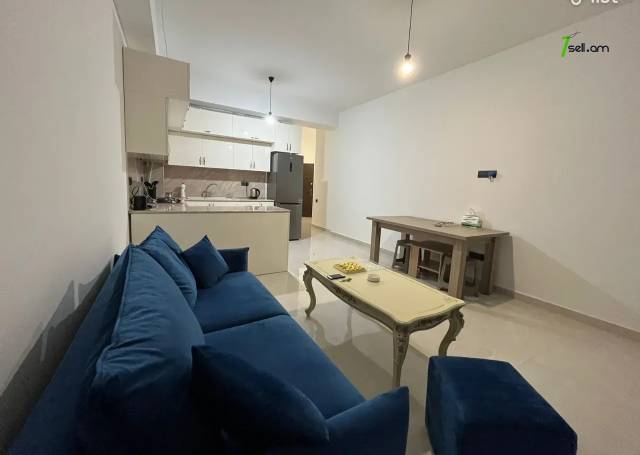 3 սենյականոց բնակարան նորակառույց շենքում Գարեգին Հովսեփյանի փողոցում, 80 ք.մ., 2 սանհանգույց