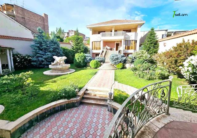 Երեք հարկանի քարե տուն Քեռու փողոցում Արաբկիրում, 1600 ք.մ., 3+ սանհանգույց, կապիտալ վերանորոգված