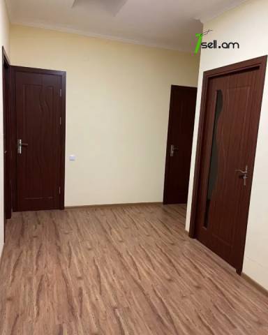 Երկու հարկանի տուն Պարույր Սևակ թաղամաս 2-րդ փողոցում Առինջում, 480 քմ, 3+ սանհանգույց