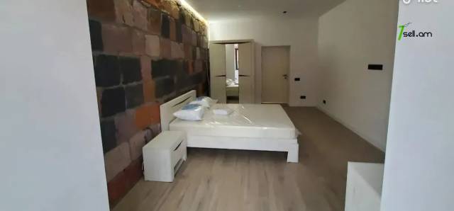 2 սենյականոց բնակարան Կոմիտասի պողոտայում, 72 ք.մ., բարձր առաստաղներ, 3/5 հարկ