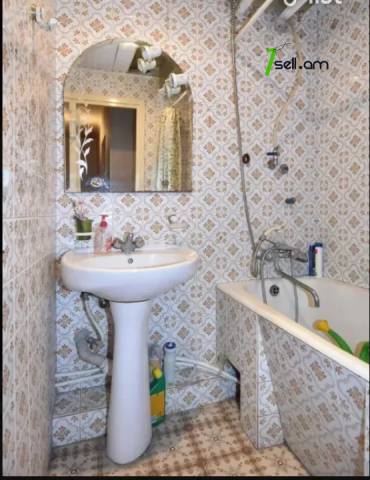 4 սենյականոց բնակարան Ավետ Ավետիսյան փողոցում, 170 քմ, 1/4 հարկ, 2 սանհանգույց