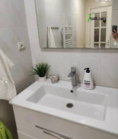 4 սենյականոց բնակարան Գուսան Շերամի փողոցում, 87 ք.մ., 3/9 հարկ, կոսմետիկ վերանորոգում