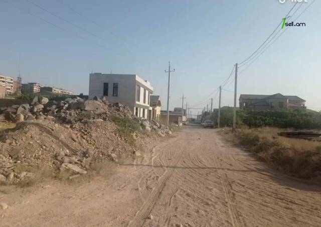 Հողատարածք բնակելի շինությունների համար Աջափնյակում, 1500 ք.մ.