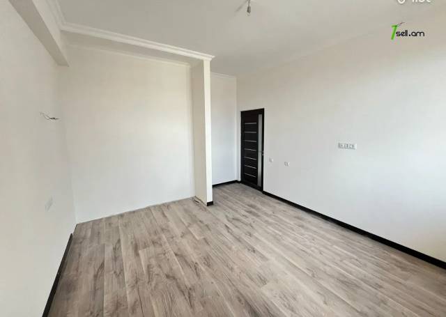 3 սենյականոց բնակարան նորակառույց շենքում Մոնթե Մելքոնյան փողոցում, 100 ք.մ., 2 սանհանգույց