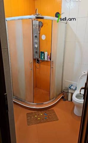 4 սենյականոց բնակարան նորակառույց շենքում Տերյան փողոցում, 193 քմ, 7/9 հարկ, 2 սանհանգույց