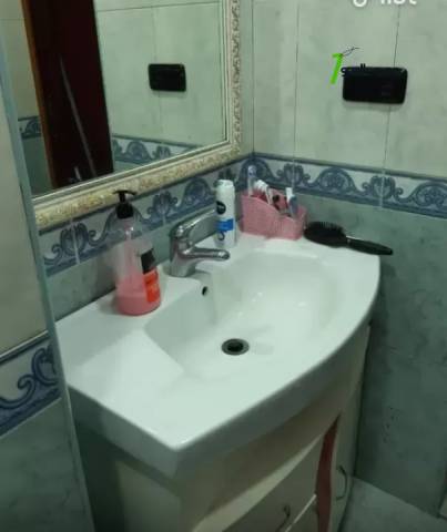 3 սենյականոց բնակարան, Դավթաշենի 4-րդ զանգված, 105 ք.մ., մի քանի պատշգամբ, 4/9 հարկ