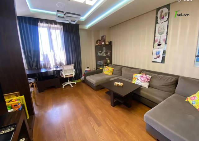 3 սենյականոց բնակարան նորակառույց շենքում Սասնա Ծռերի փողոցում, 92 քմ, 3/19 հարկ, 2 սանհանգույց