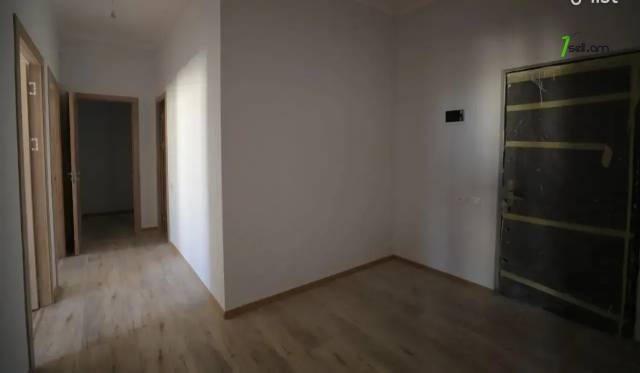 3 սենյականոց բնակարան նորակառույց շենքում Մոնթե Մելքոնյան փողոցում, 79 քմ, բարձր առաստաղներ