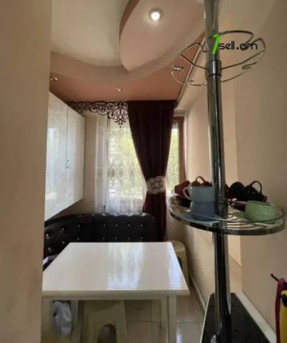 2 սենյականոց բնակարան Րաֆֆու փողոցում, 54 ք.մ., 6/9 հարկ, եվրովերանորոգված