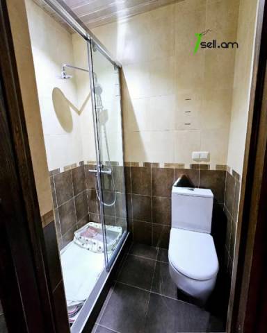 Երեք հարկանի քարե տուն, Նոյ թաղամաս Մալաթիա Սեբաստիայում, 420 ք.մ., 3+ սանհանգույց