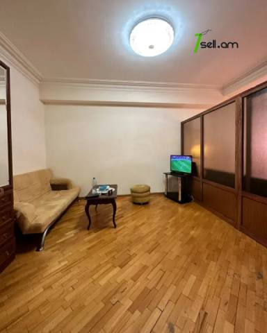 1 սենյականոց բնակարան Զաքյան փողոցում, 40 քմ, 2/9 հարկ, կապիտալ վերանորոգված