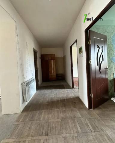 4 սենյականոց բնակարան Նոր Արեշի 4րդ փողոցում, 97 քմ, 3/9 հարկ