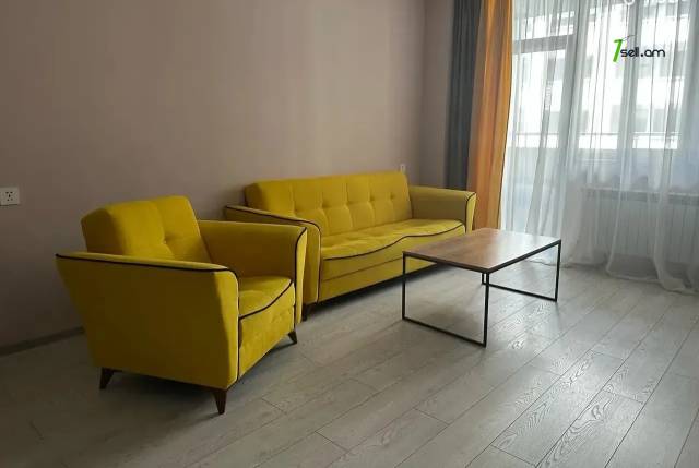 2 սենյականոց բնակարան նորակառույց շենքում Պարույր Սևակի փողոցում, 70 ք.մ., 10/15 հարկ