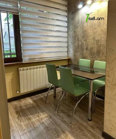 3 սենյականոց բնակարան Կարախանյան փողոցում, 90 ք.մ., 2/9 հարկ, կապիտալ վերանորոգված