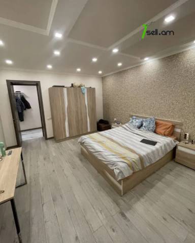 3 սենյականոց բնակարան Բագրատունյաց պողոտայում, 100 ք.մ., 2/5 հարկ, մի քանի պատշգամբ