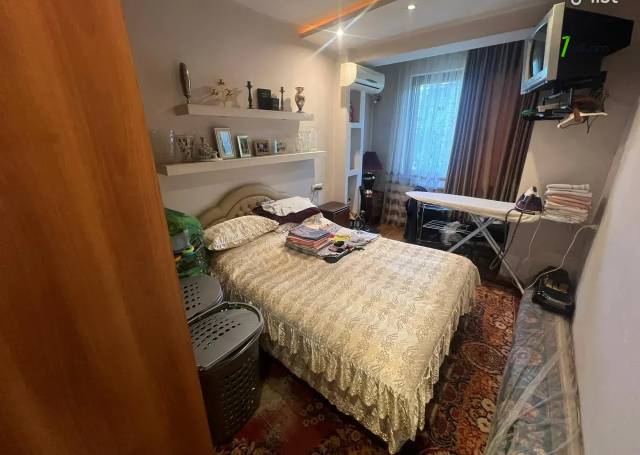 4 սենյականոց բնակարան Էրեբունիում, 100 քմ, 2/5 հարկ, եվրովերանորոգված, քարե շենք