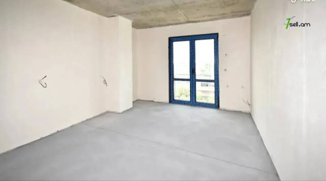 2 սենյականոց բնակարան նորակառույց շենքում Դավիթ Անհաղթի փողոցում, 55 ք.մ., բարձր առաստաղներ